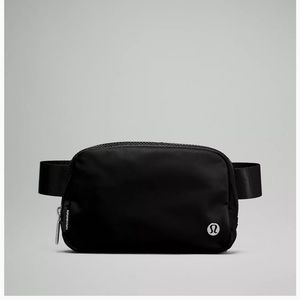 Black Lululemon belt bag